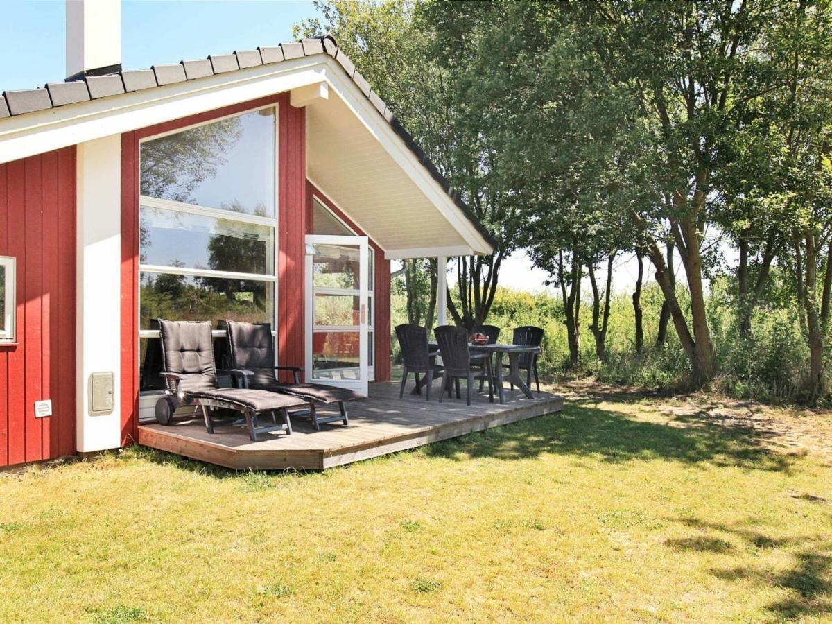 Three-Bedroom Holiday Home In Grossenbrode 1 エクステリア 写真