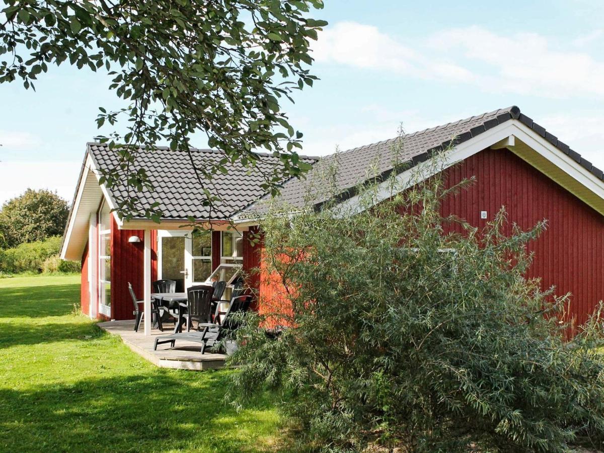 Three-Bedroom Holiday Home In Grossenbrode 1 部屋 写真