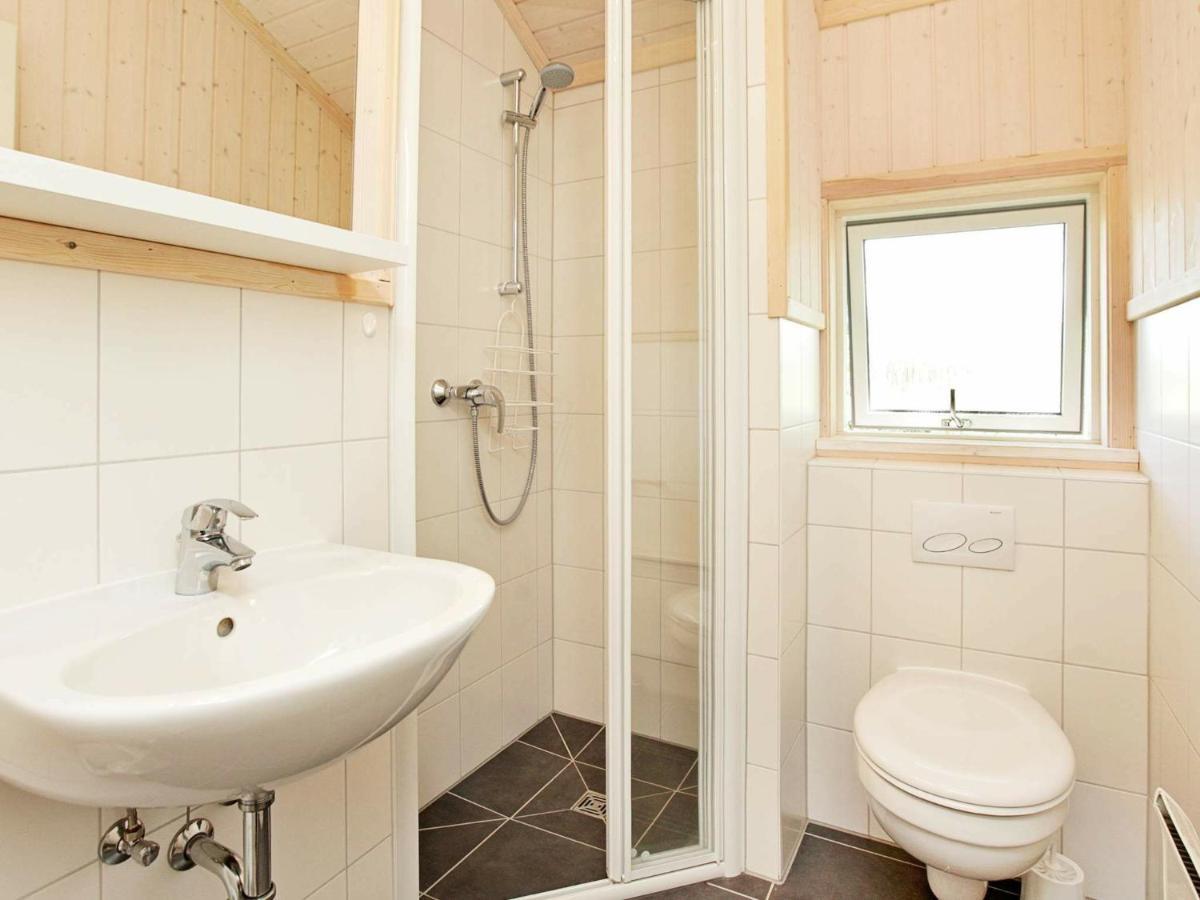 Three-Bedroom Holiday Home In Grossenbrode 1 部屋 写真