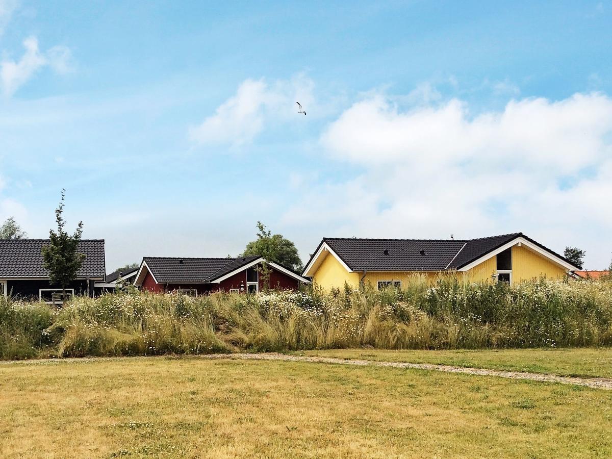 Three-Bedroom Holiday Home In Grossenbrode 1 エクステリア 写真